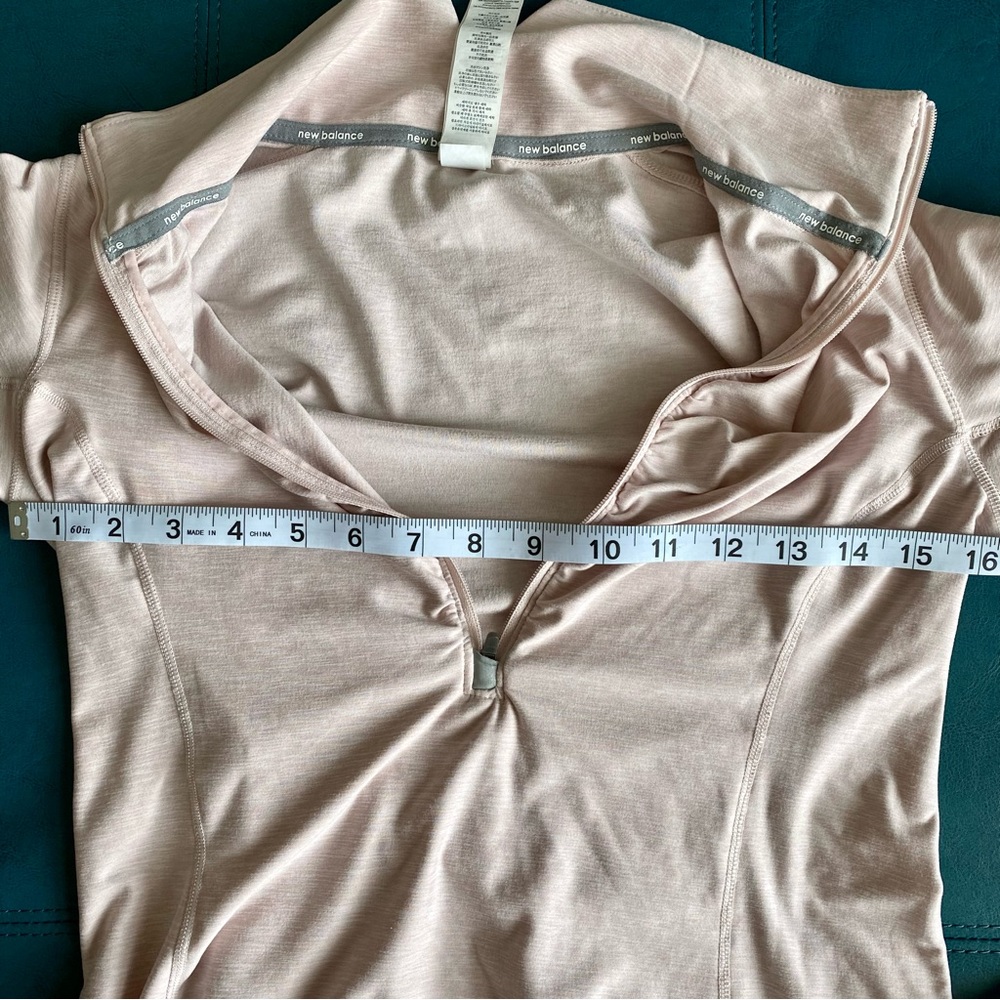 New Balance Women's Blush Pink Pullover 1/4 Zip Running Athletic Top Size Small - Picture 3 of 11